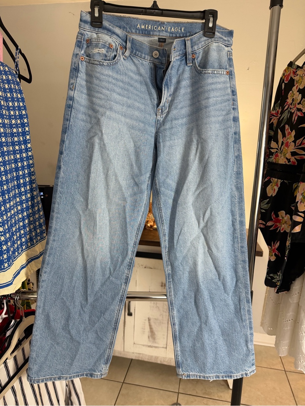 American Eagle Outfitters Light Blue Relaxed Straight Jeans 4